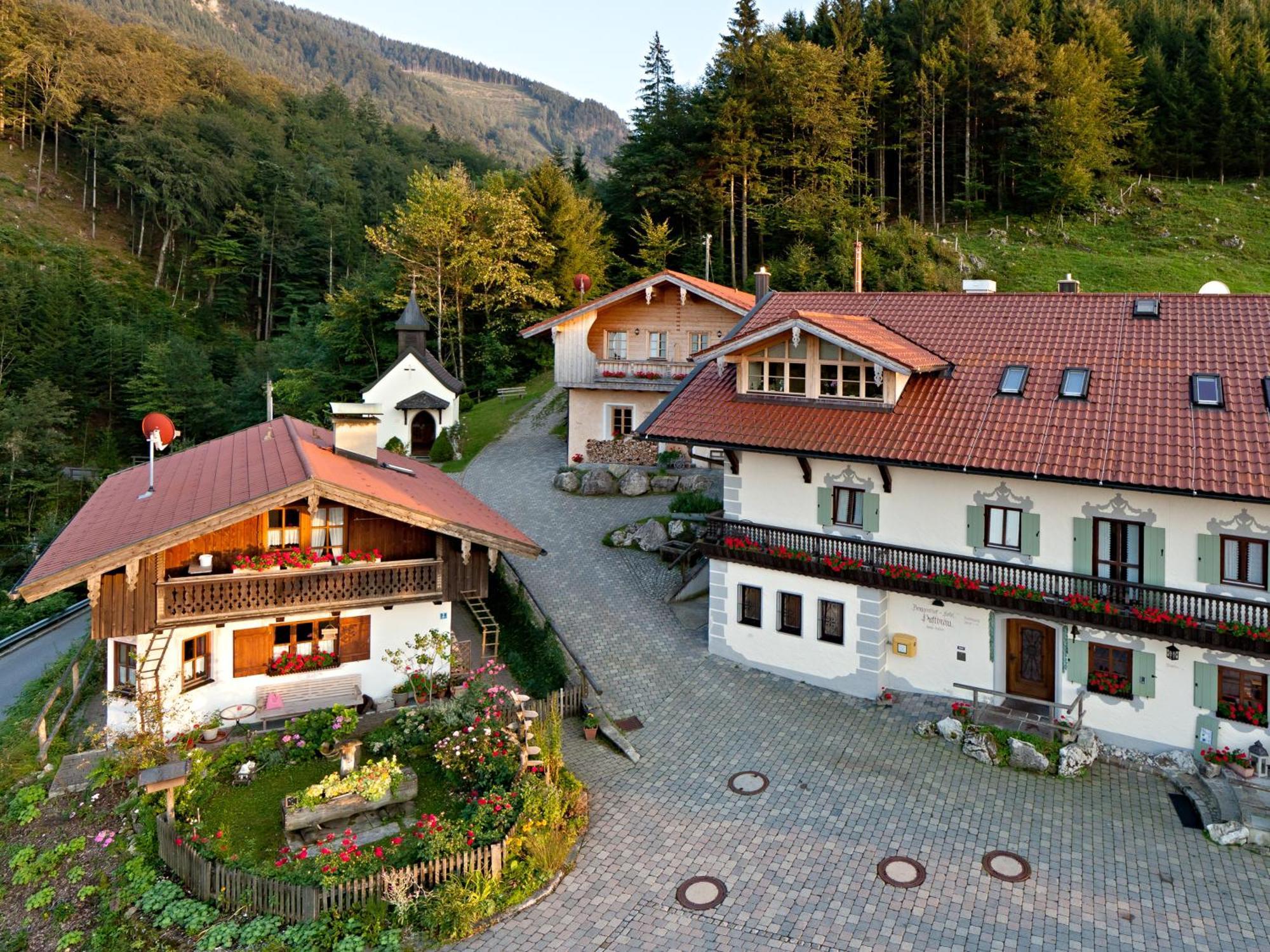 Berggasthof Hotel Duftbraeu I Ruhige Alleinlage I Mitten Im Gruenen Samerberg Exterior photo